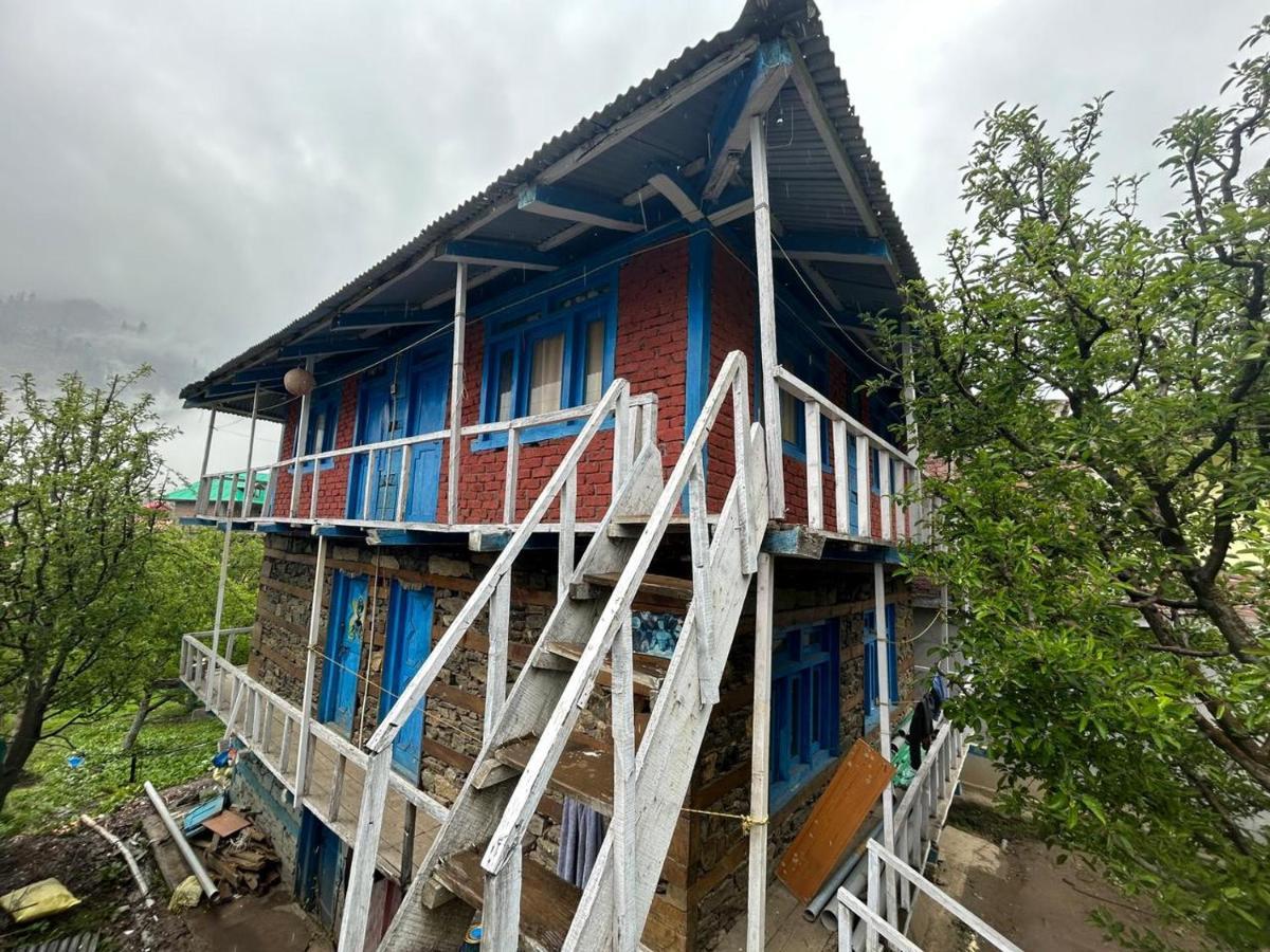 Karma Guest House And Cafe Kalgha Exterior foto