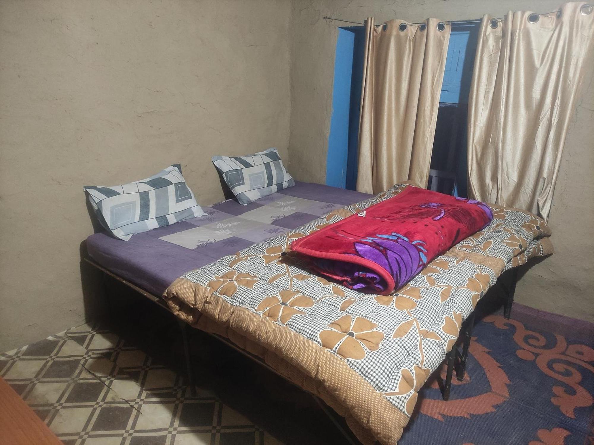 Karma Guest House And Cafe Kalgha Habitación foto